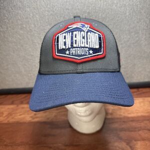 New England Patriots SnapBack Trucker Cap New Era Gray And Blue  9forty